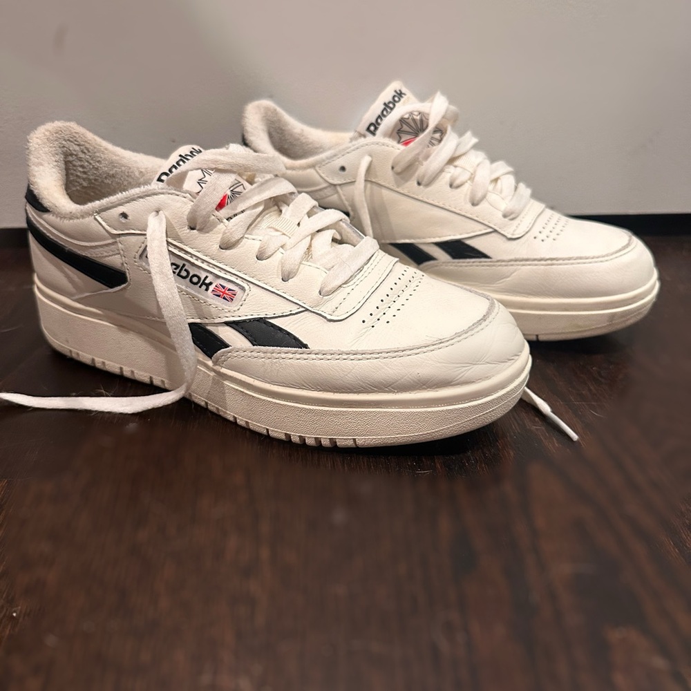 Reebok Club C Double Low Top white & black trainer